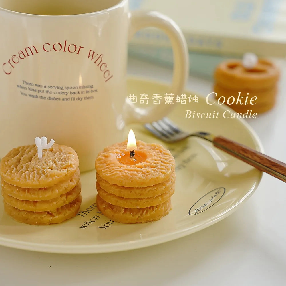 Candele profumate al caffellatte a forma di biscotti