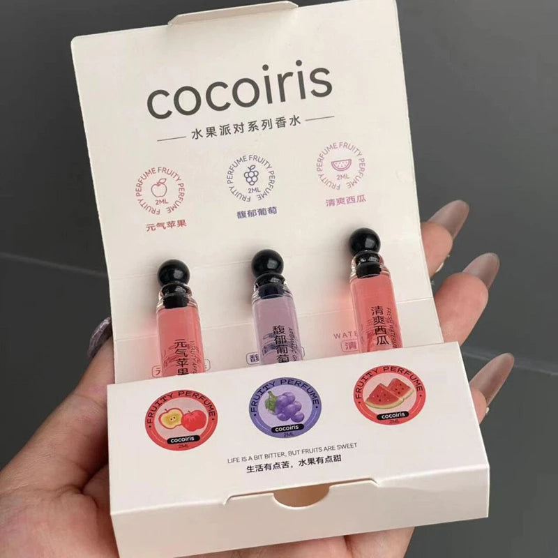 Mini profumi spray concentrati alla frutta: mela, cocco, uva, mango.